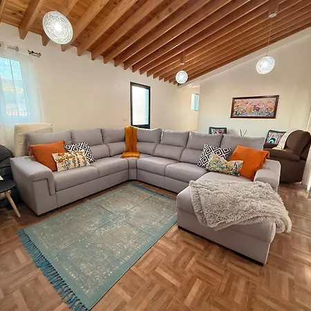 펜션 Family - Local